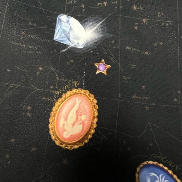 FABLETICS Ecosatin Black Lucky Charm Astrology Graphic Plus Tank Top NWT Size 3X - Picture 5 of 6